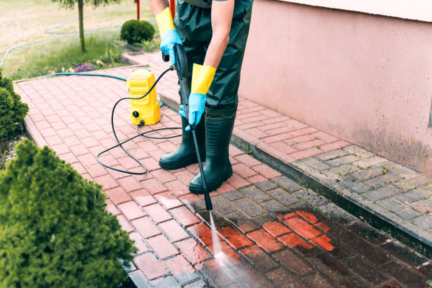  Santa Clarita, CA Pressure Washing Pros