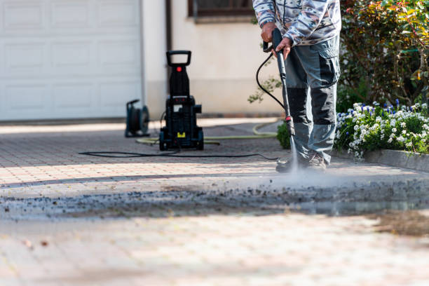 Best Commercial Building Pressure Washing  in Santa Clarita, CA