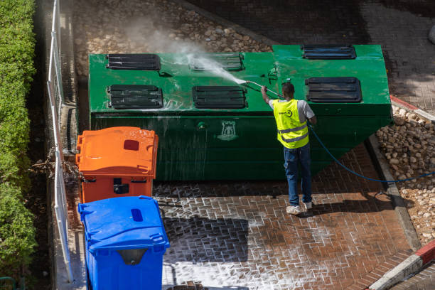Best Affordable Pressure Washing  in Santa Clarita, CA